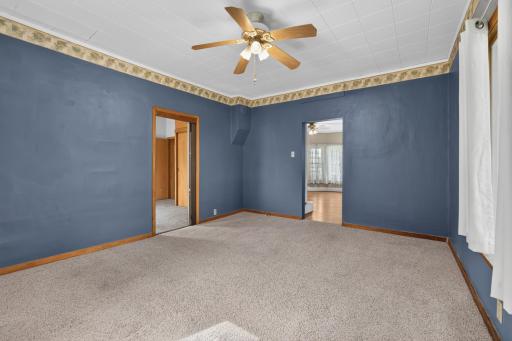 115 W Cabot Street, Le Roy, MN 55951