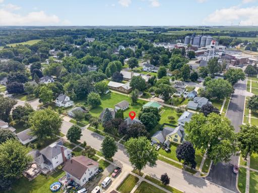 115 W Cabot Street, Le Roy, MN 55951