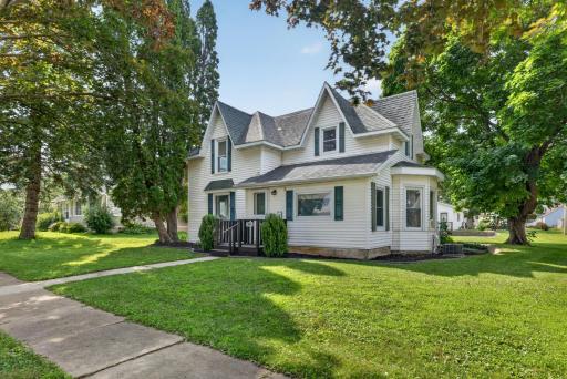 115 W Cabot Street, Le Roy, MN 55951