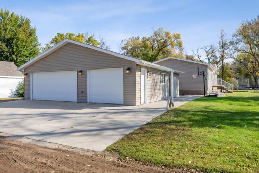 102 3rd Street, Christine, ND 58015