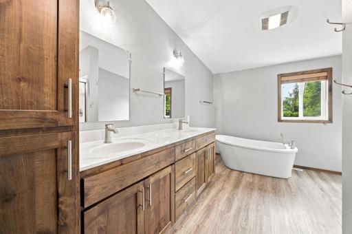 102 3rd Street, Christine, ND 58015