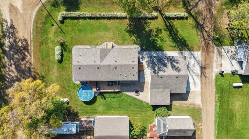 102 3rd Street, Christine, ND 58015