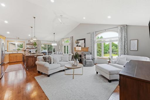 3405 Pawnee Drive SE, Alexandria, MN 56308