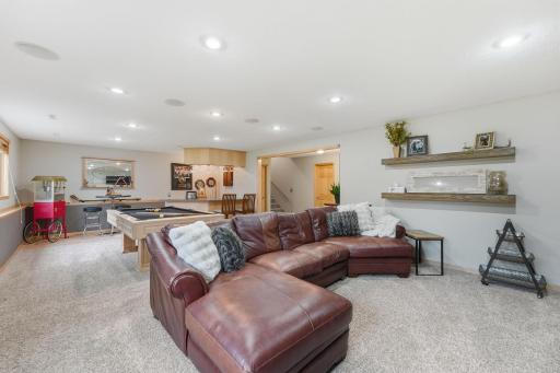 3405 Pawnee Drive SE, Alexandria, MN 56308