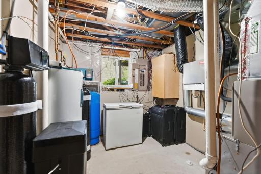 3405 Pawnee Drive SE, Alexandria, MN 56308