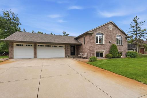 3405 Pawnee Drive SE, Alexandria, MN 56308