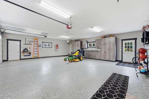 3405 Pawnee Drive SE, Alexandria, MN 56308