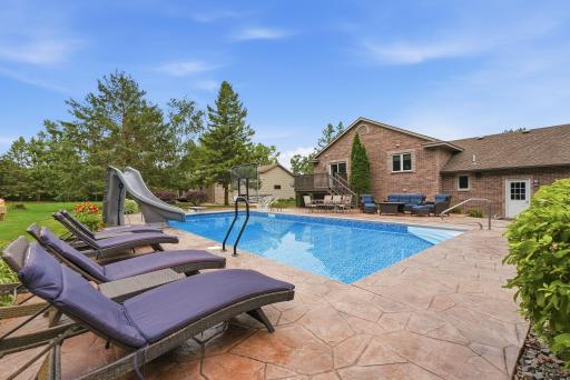 3405 Pawnee Drive SE, Alexandria, MN 56308