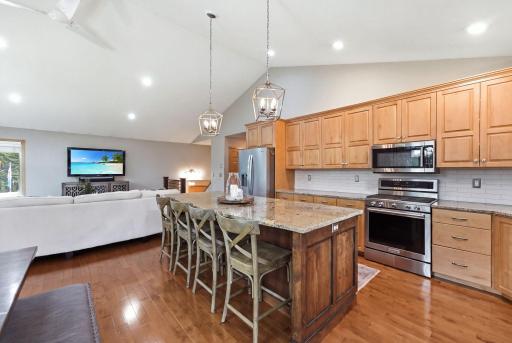3405 Pawnee Drive SE, Alexandria, MN 56308