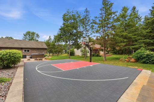 3405 Pawnee Drive SE, Alexandria, MN 56308