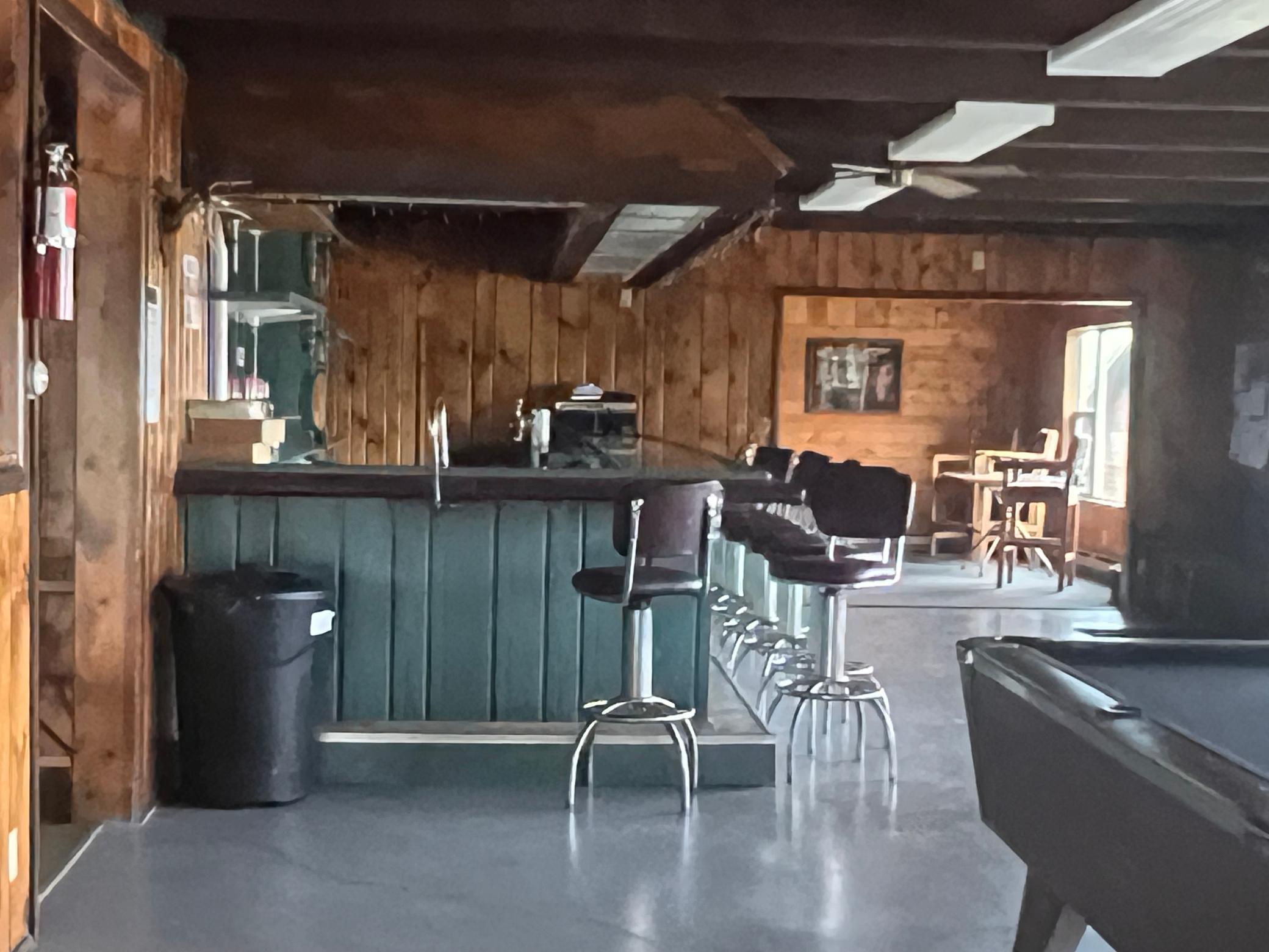 Lodge with bar