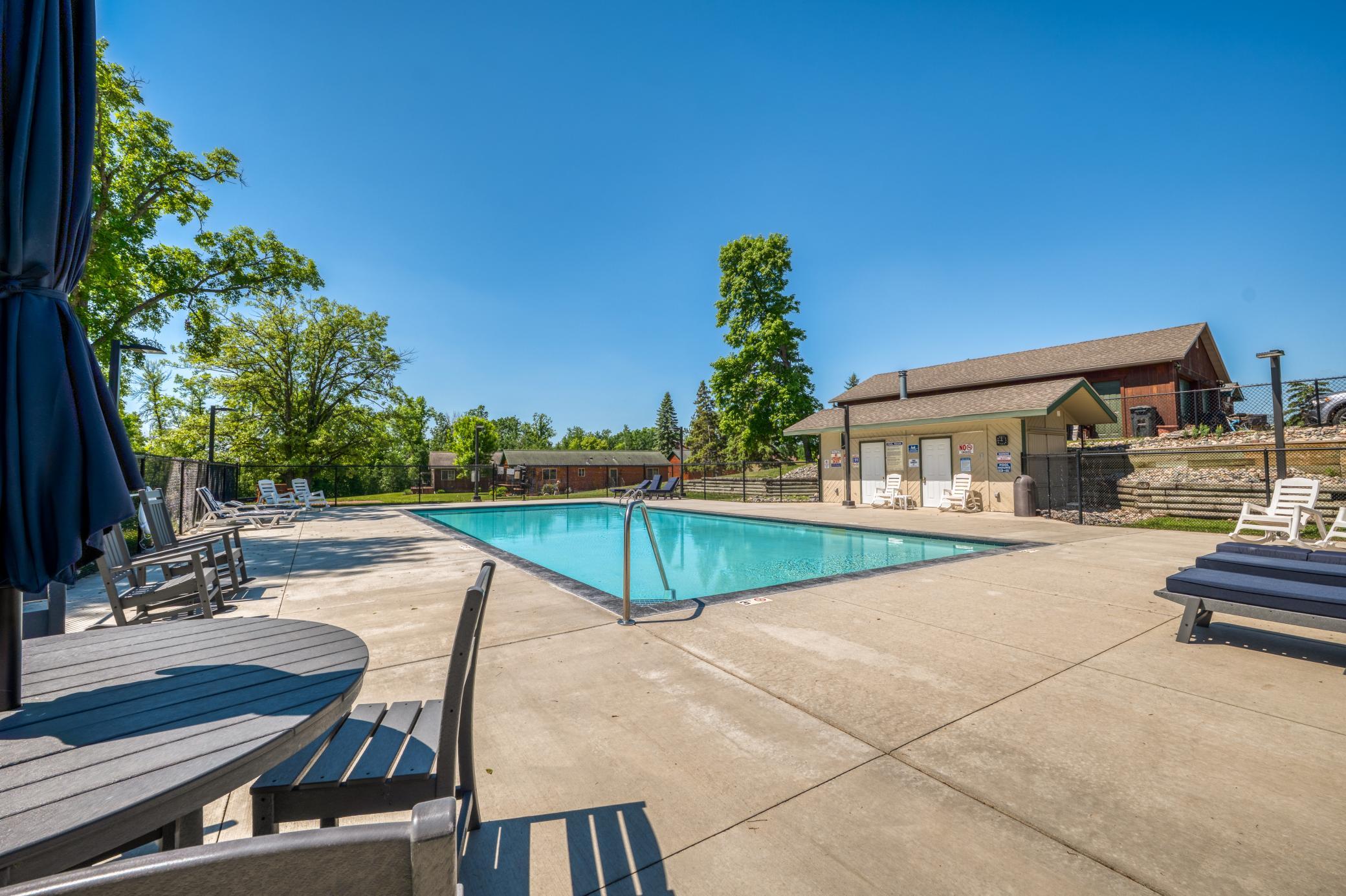 16634 Hightop pool life.jpg