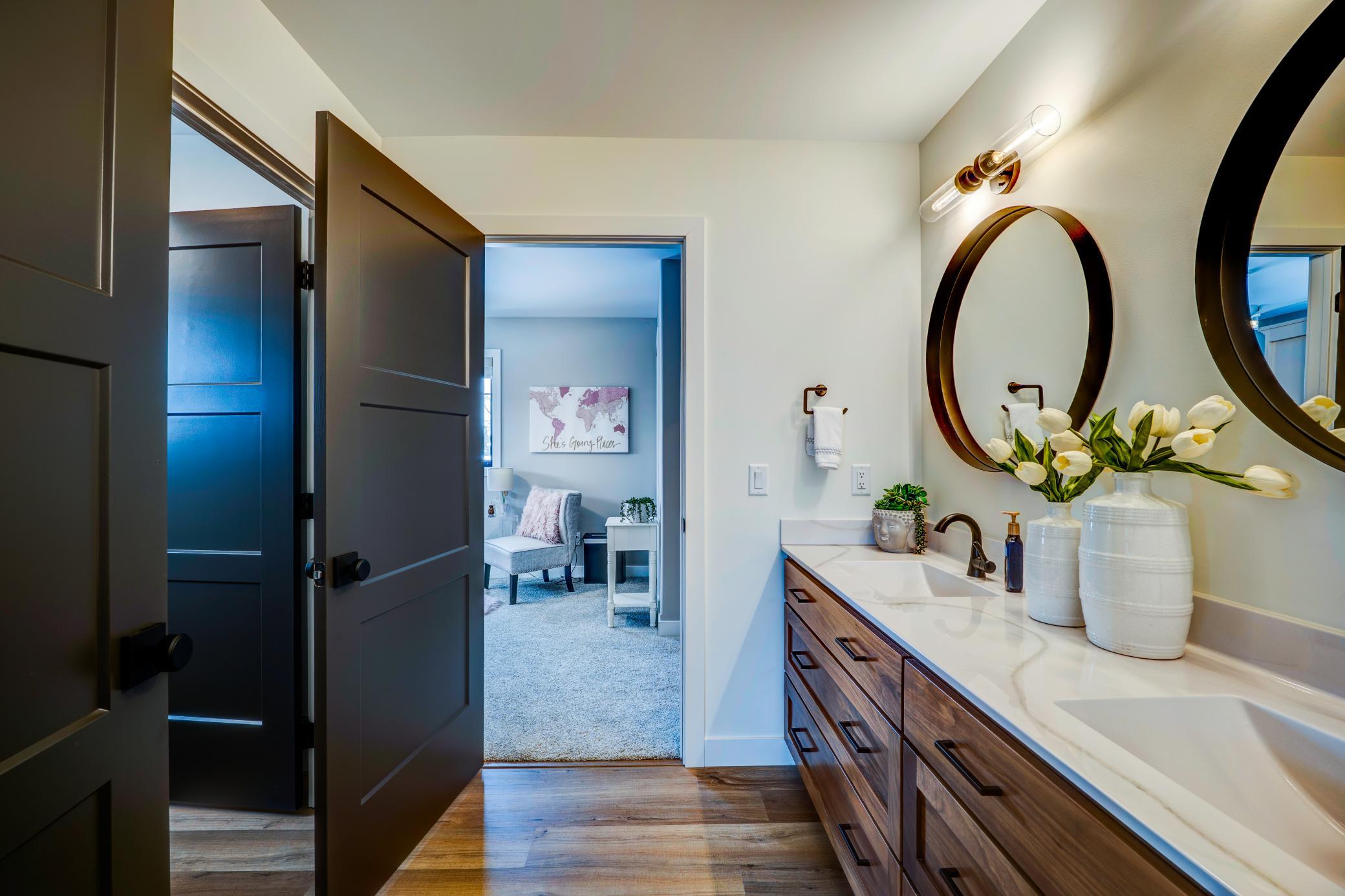 WAlk through to bedroom #2.jpg