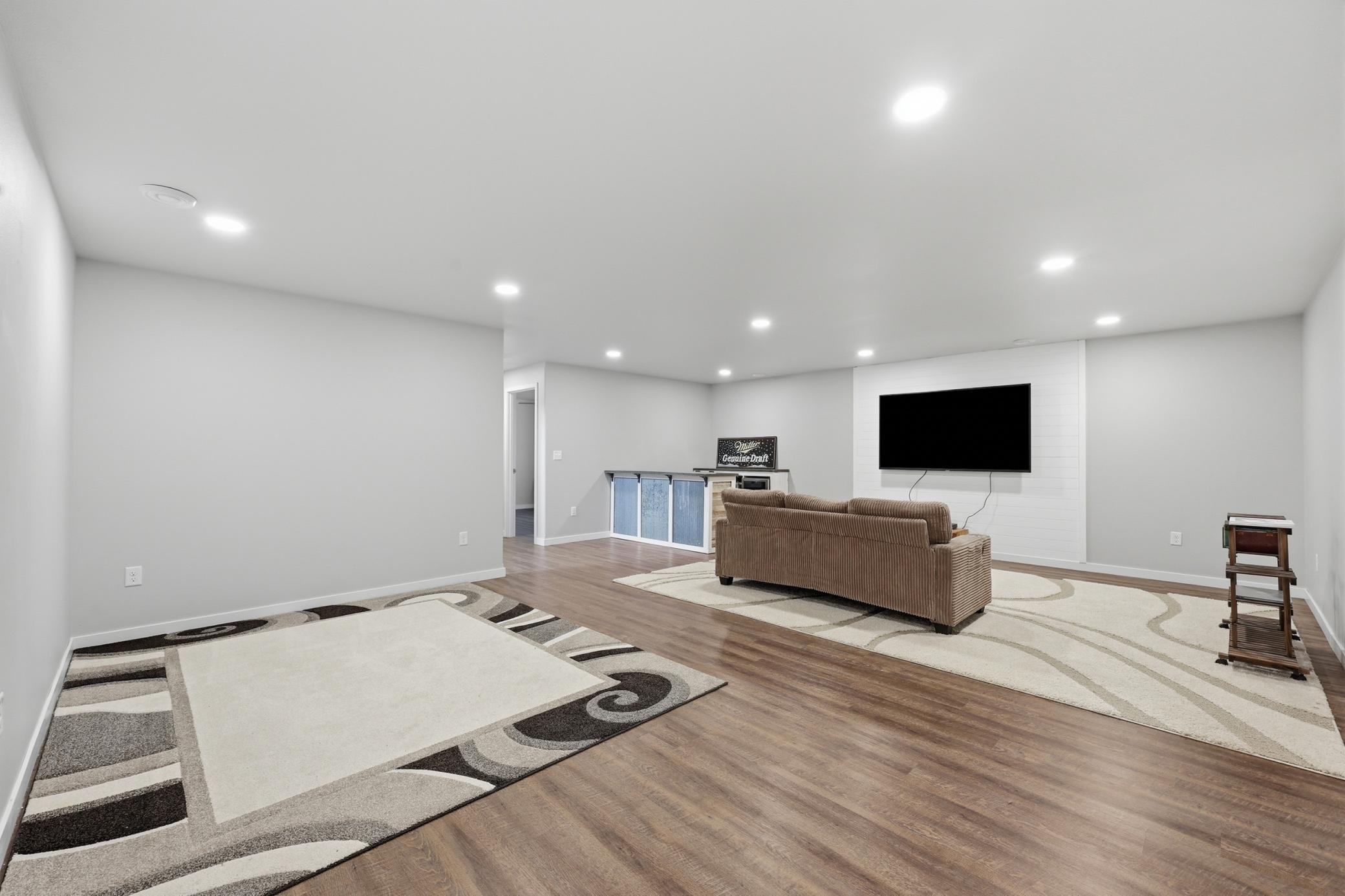 basement - full area