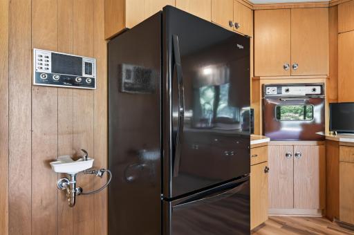 1472 Bridgeview Avenue, Eagan, MN 55121