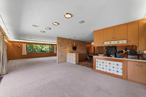 1472 Bridgeview Avenue, Eagan, MN 55121