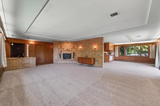 1472 Bridgeview Avenue, Eagan, MN 55121