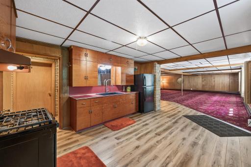 1472 Bridgeview Avenue, Eagan, MN 55121