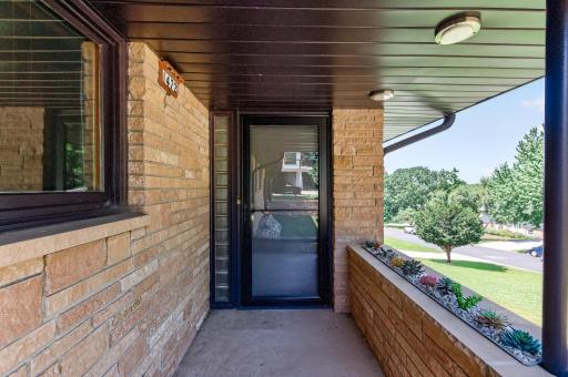 1472 Bridgeview Avenue, Eagan, MN 55121