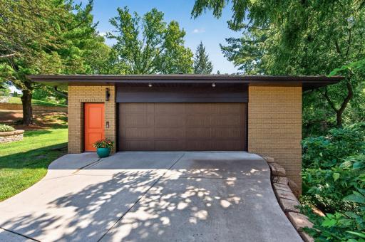 1472 Bridgeview Avenue, Eagan, MN 55121