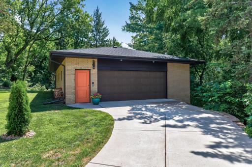 1472 Bridgeview Avenue, Eagan, MN 55121