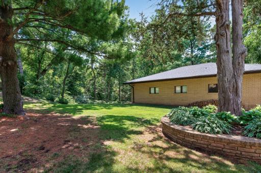 1472 Bridgeview Avenue, Eagan, MN 55121