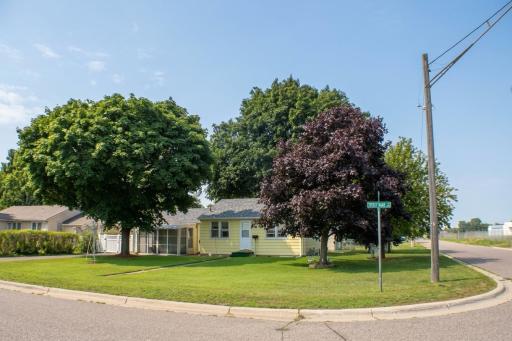 6300 60th Avenue N, Crystal, MN 55428