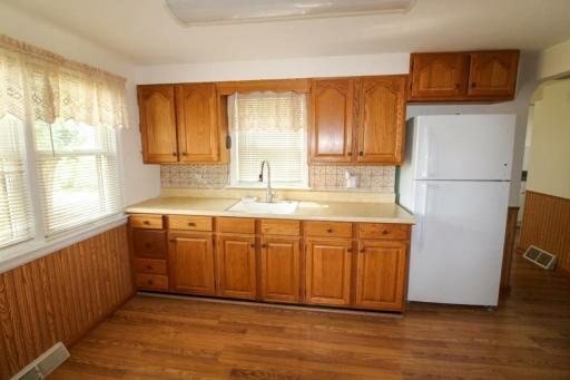 6300 60th Avenue N, Crystal, MN 55428