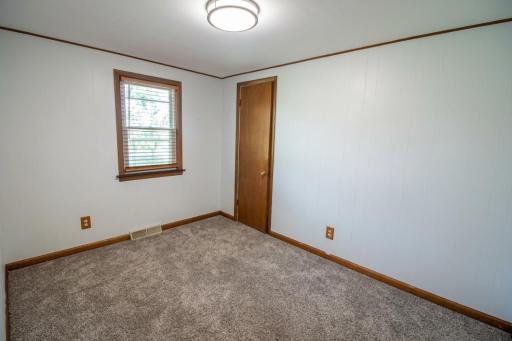 6300 60th Avenue N, Crystal, MN 55428
