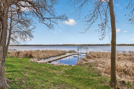 11056 Hoyer Avenue NW, Annandale, MN 55302