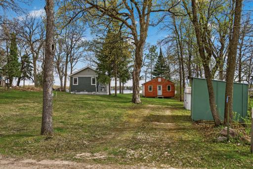 11056 Hoyer Avenue NW, Annandale, MN 55302
