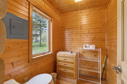 11056 Hoyer Avenue NW, Annandale, MN 55302