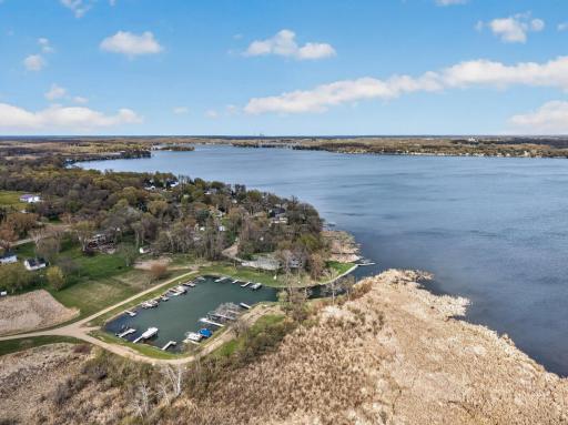 11056 Hoyer Avenue NW, Annandale, MN 55302
