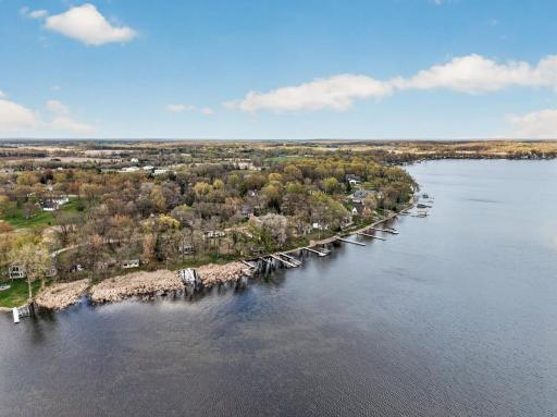 11056 Hoyer Avenue NW, Annandale, MN 55302
