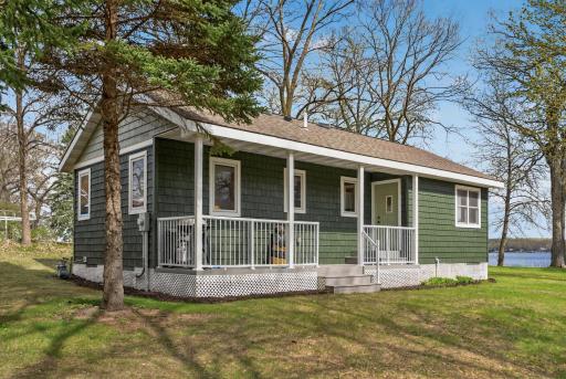 11056 Hoyer Avenue NW, Annandale, MN 55302