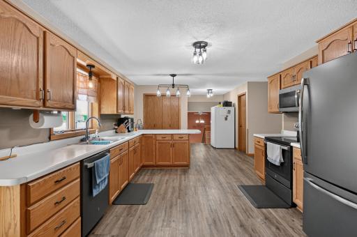 43553 State Highway 28, Sauk Centre, MN 56378