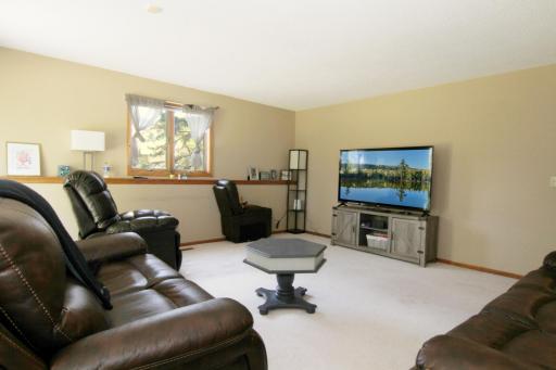 7818 Davidson Court, Inver Grove Heights, MN 55076