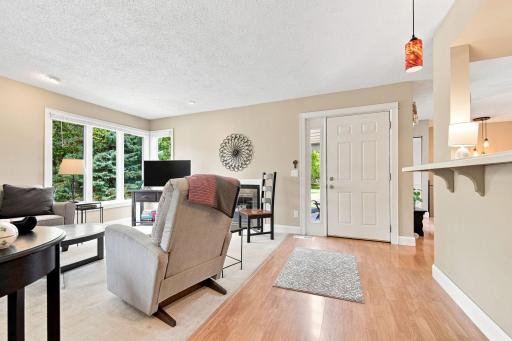 303 Elan Court, Woodbury, MN 55125