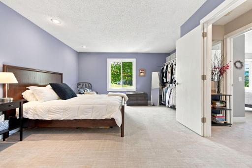 303 Elan Court, Woodbury, MN 55125