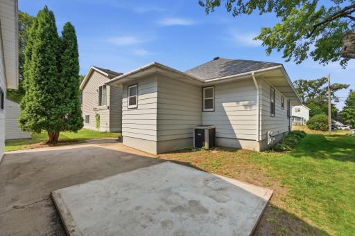 218 9th Avenue N, Waite Park, MN 56387