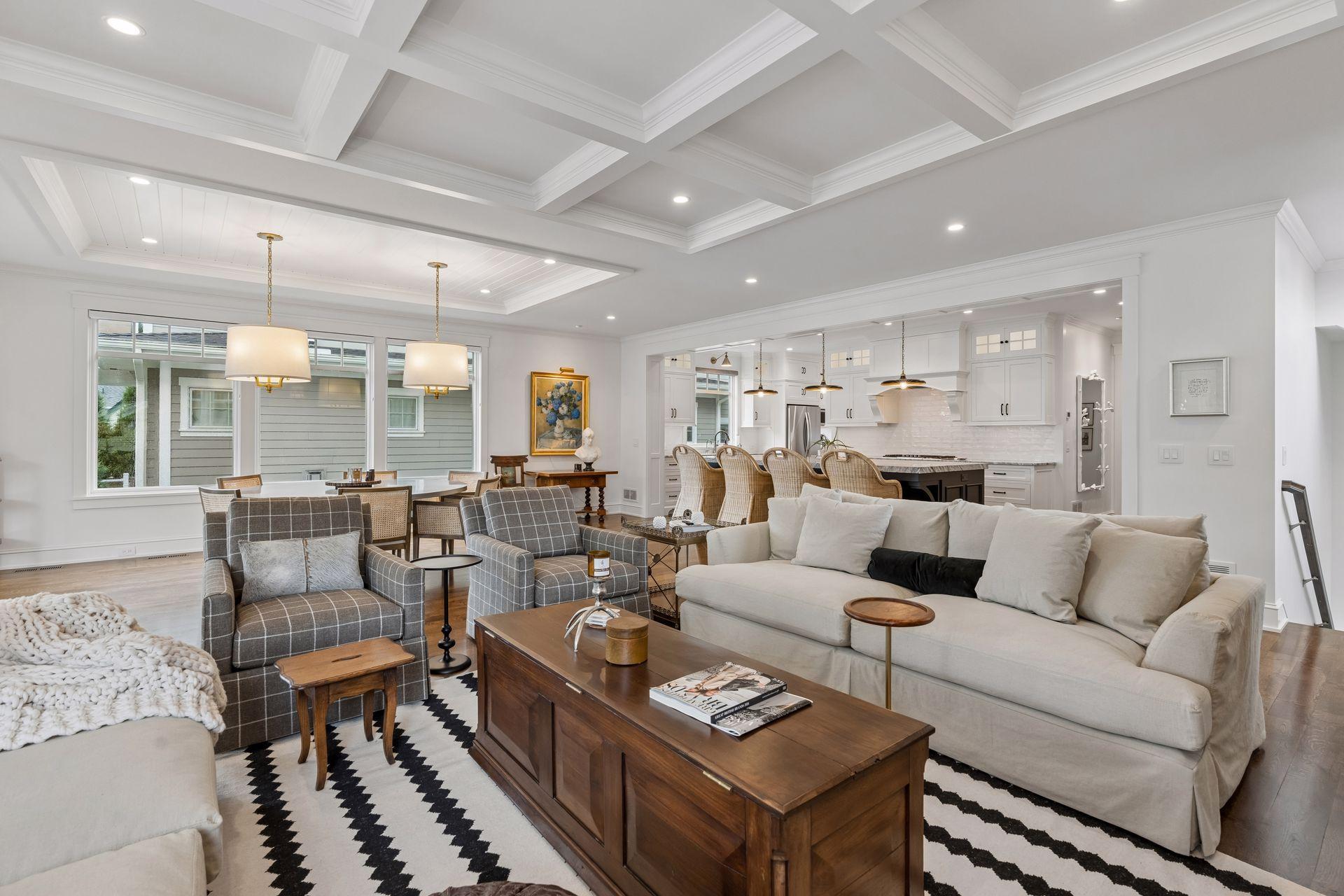 great ceiling details and millwork