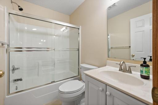 6313 Brook Lane, Savage, MN 55378
