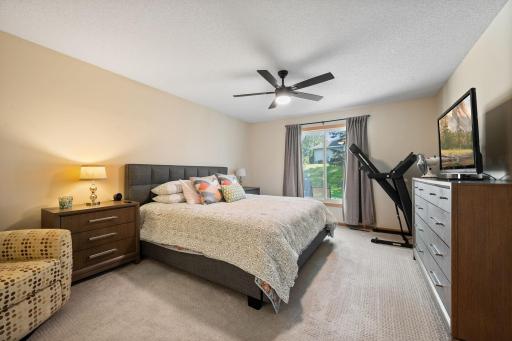 6313 Brook Lane, Savage, MN 55378