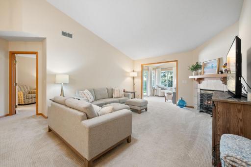 6313 Brook Lane, Savage, MN 55378