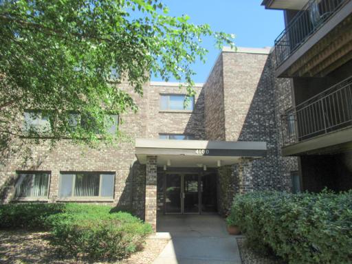 Photo for 4100 Parklawn Avenue, 218, Edina, MN 55435 - listing #7119605 4100 Parklawn Avenue, 218, Edina, MN 55435