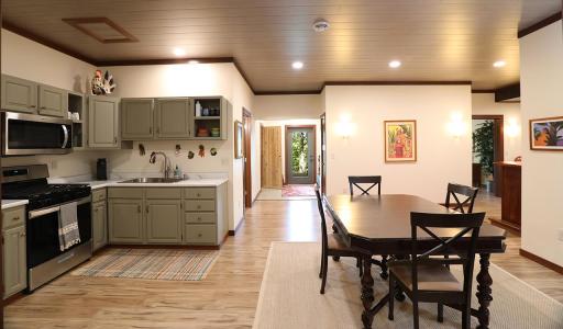 1499 E Miners Drive E, Ely, MN 55731