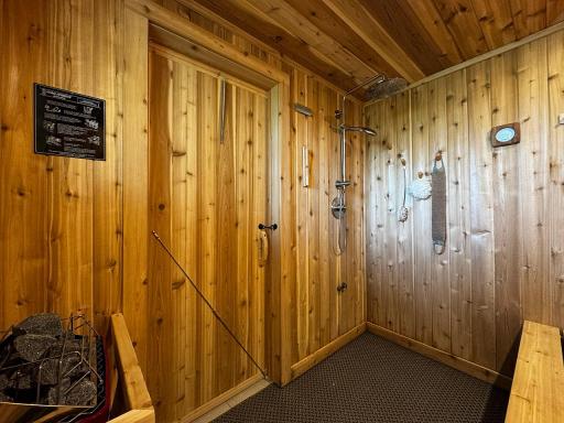 1499 E Miners Drive E, Ely, MN 55731