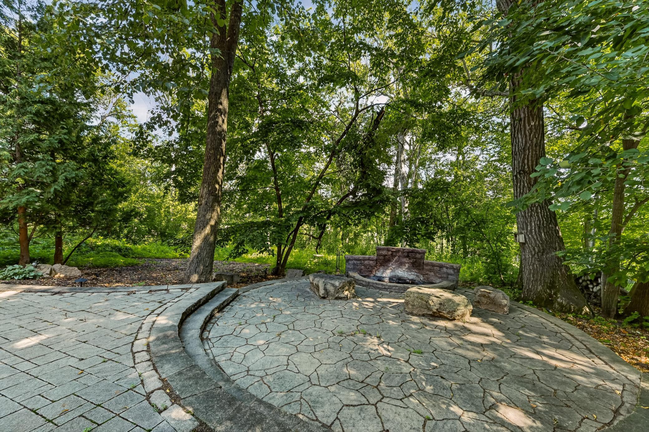 Supreme privacy and firepit