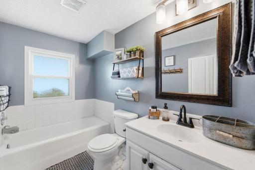 505 Ash Street SE, New London, MN 56273