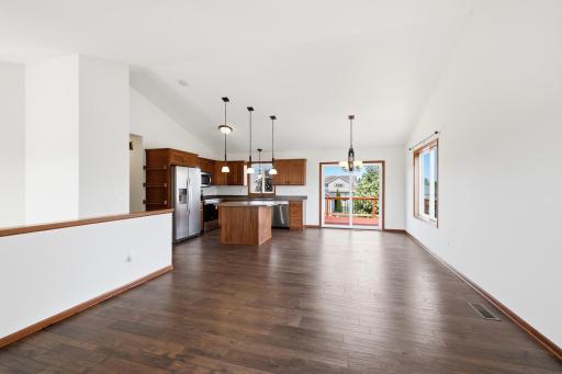 279 Kiso Avenue, Shakopee, MN 55379